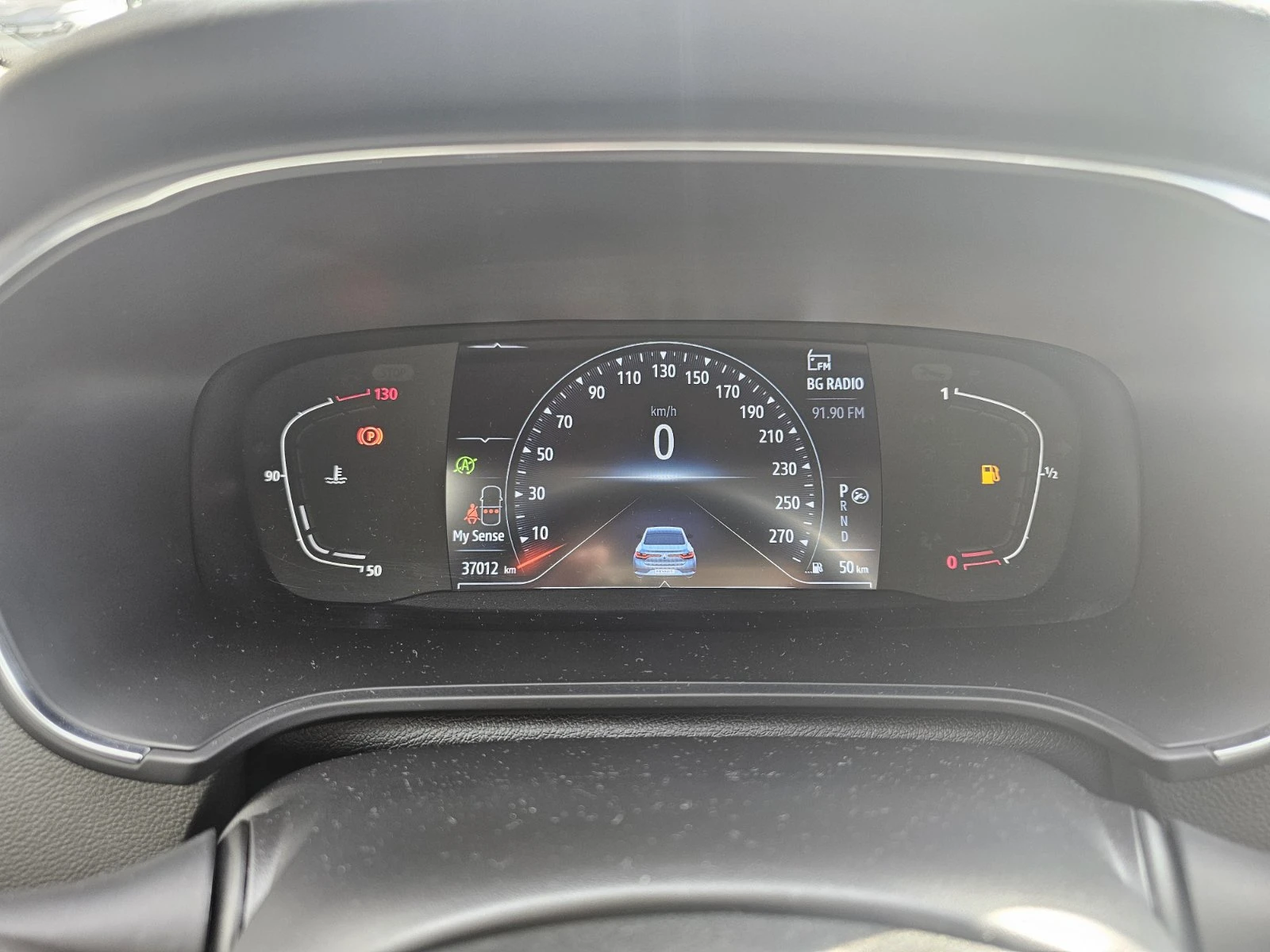 Renault Megane 1.3 TCe 140 EDC, снимка 8 - Автомобили и джипове - 53987498