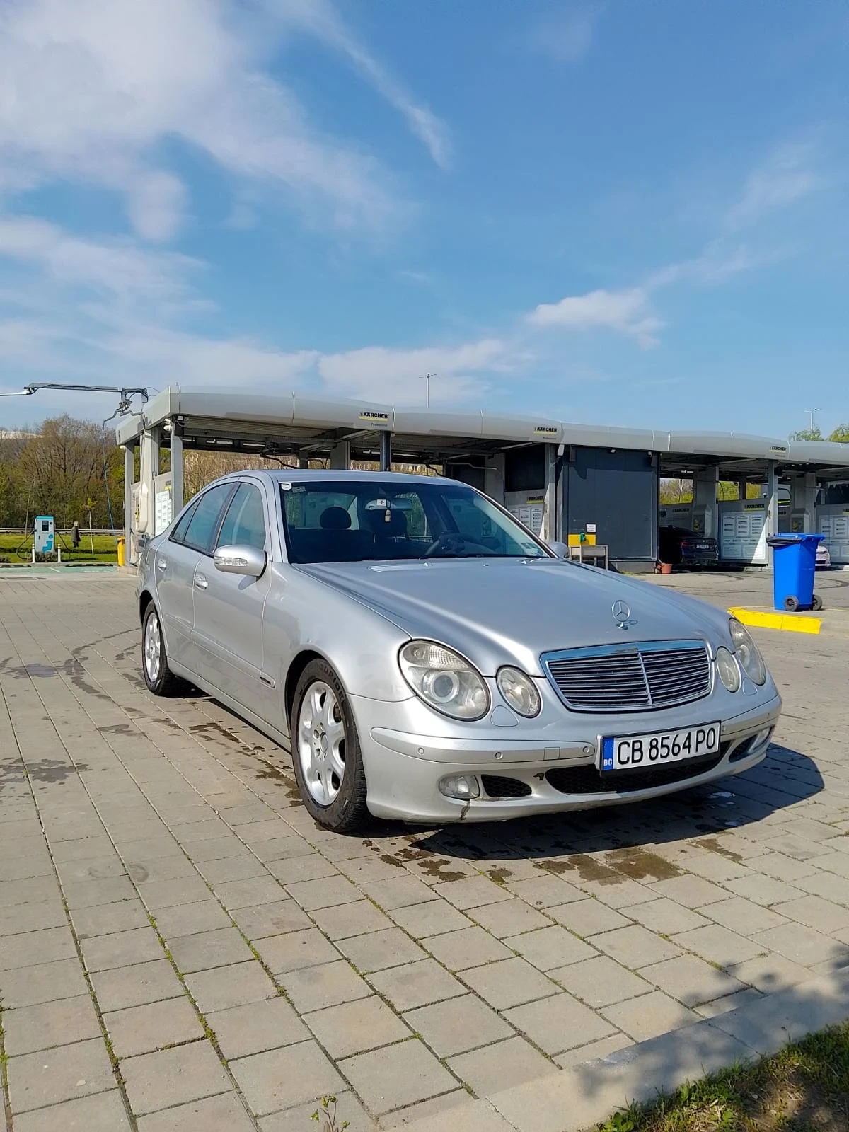 Mercedes-Benz E 270, снимка 13 - Автомобили и джипове - 54280621