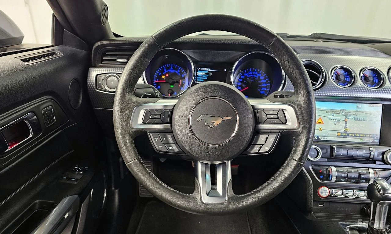 Ford Mustang 2.3 Eco Boost* ����* NAVI* �������* ���������*  | Mobile.bg � ����������� 9