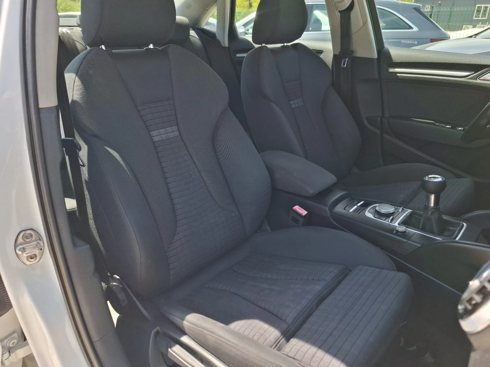 Audi A3 S-LINE 1.6TDI 85000KM SEDAN, снимка 11 - Автомобили и джипове - 54610529