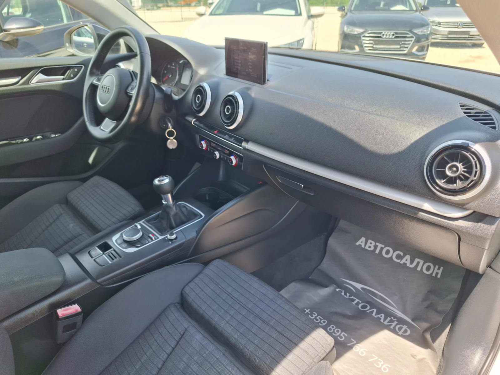 Audi A3 S-LINE 1.6TDI 85000KM SEDAN, снимка 10 - Автомобили и джипове - 54610529