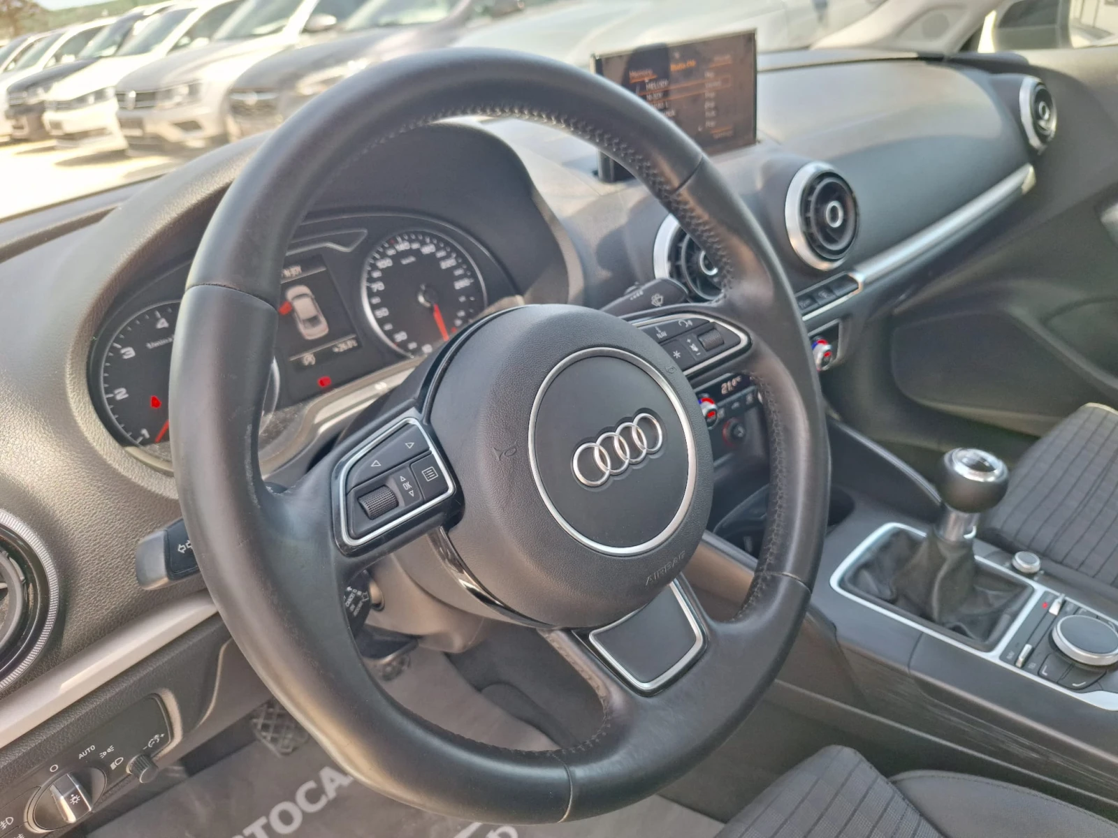 Audi A3 S-LINE 1.6TDI 85000KM SEDAN, снимка 9 - Автомобили и джипове - 54610529