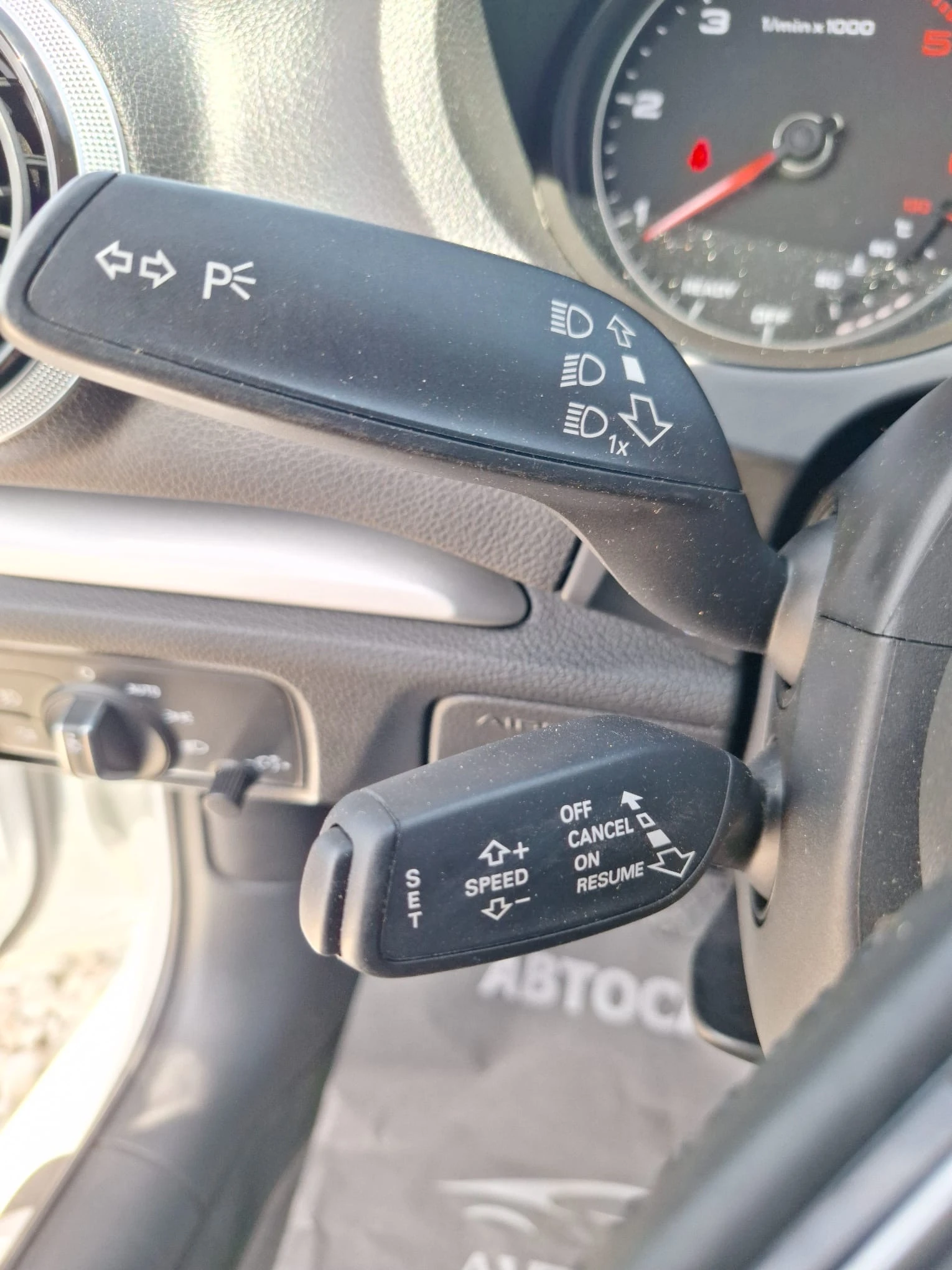 Audi A3 S-LINE 1.6TDI 85000KM SEDAN, снимка 16 - Автомобили и джипове - 54610529