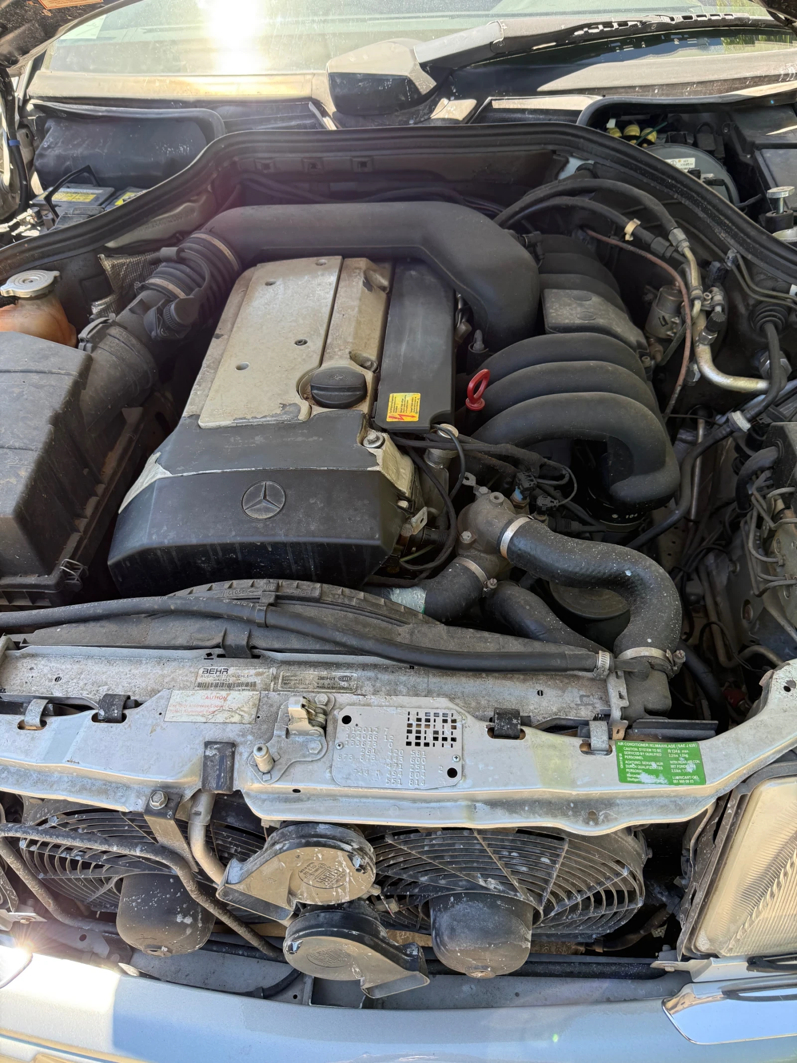 Mercedes-Benz 124 Кабриолет , снимка 13 - Автомобили и джипове - 54721628