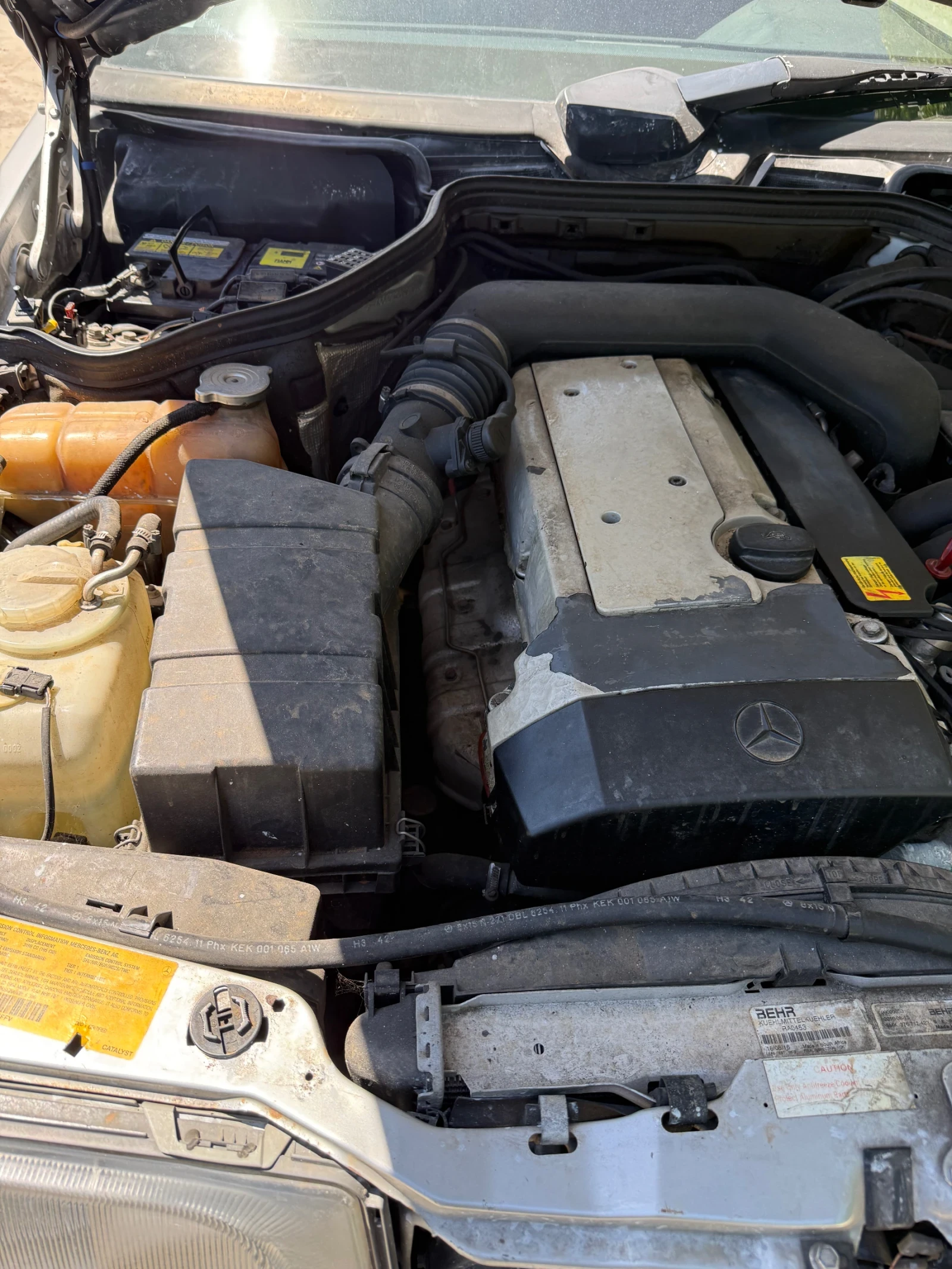 Mercedes-Benz 124 Кабриолет , снимка 14 - Автомобили и джипове - 54721628