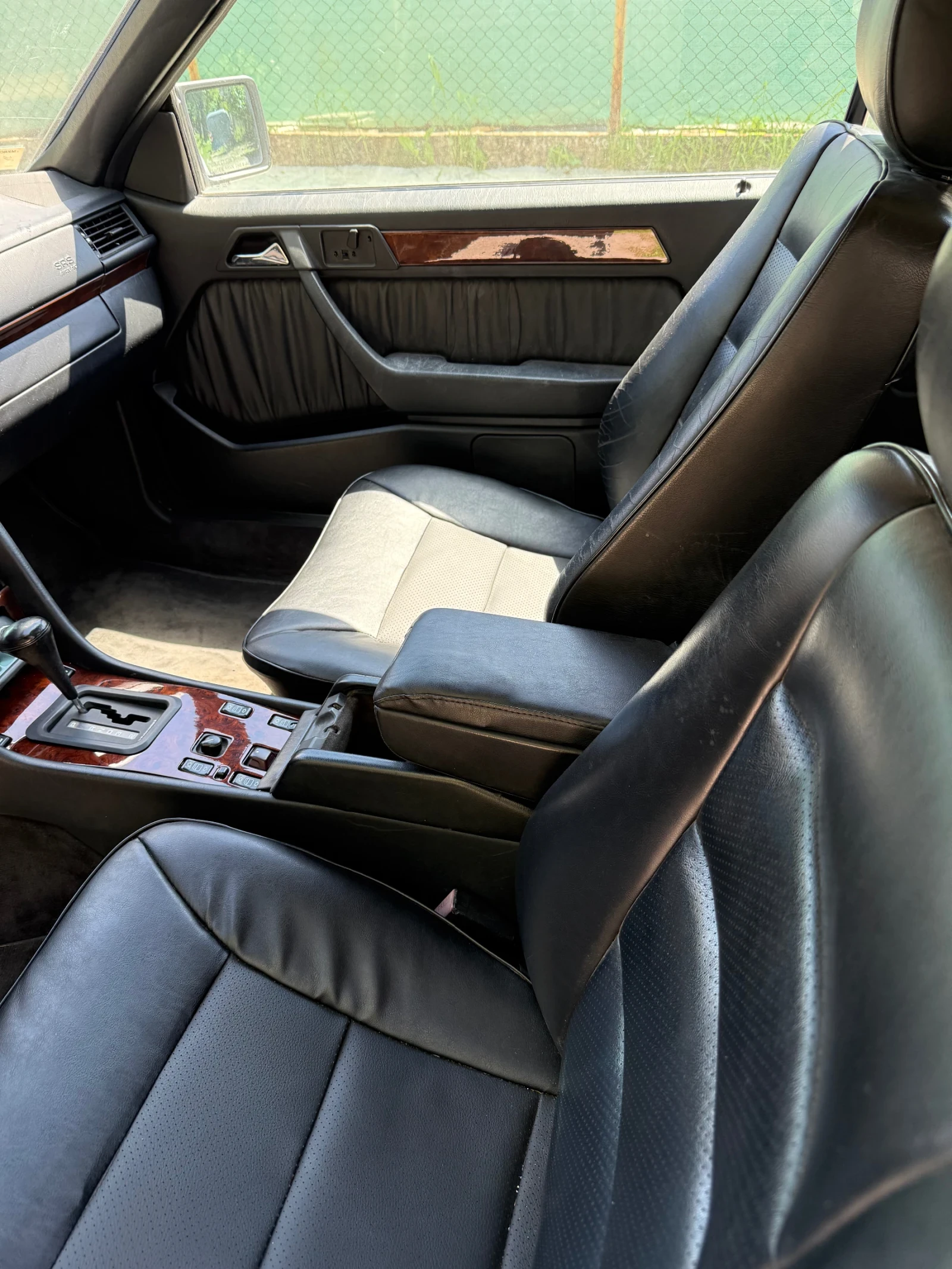 Mercedes-Benz 124 Кабриолет , снимка 5 - Автомобили и джипове - 54721628