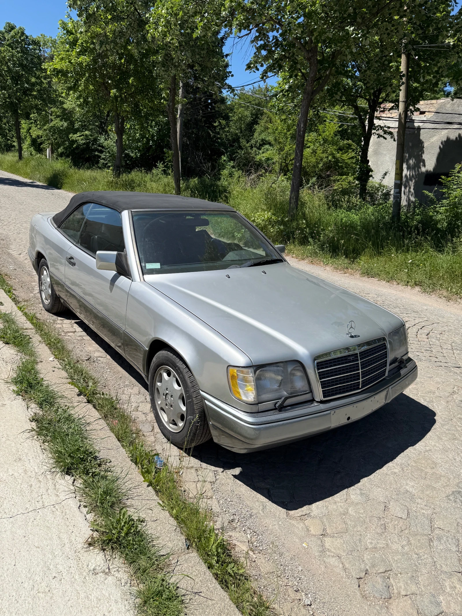 Mercedes-Benz 124 Кабриолет , снимка 3 - Автомобили и джипове - 54721628