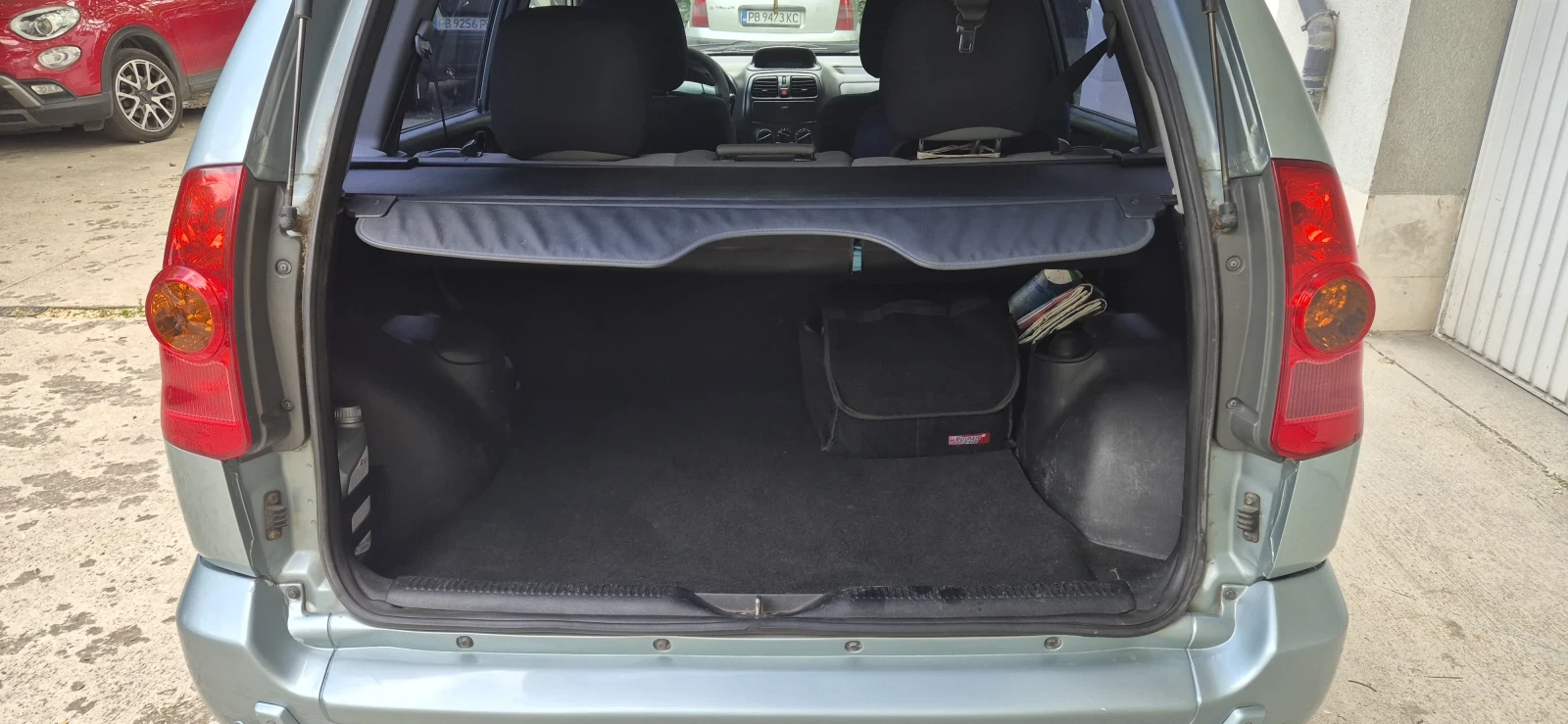Mitsubishi Space star 1.6, снимка 8 - Автомобили и джипове - 54858137
