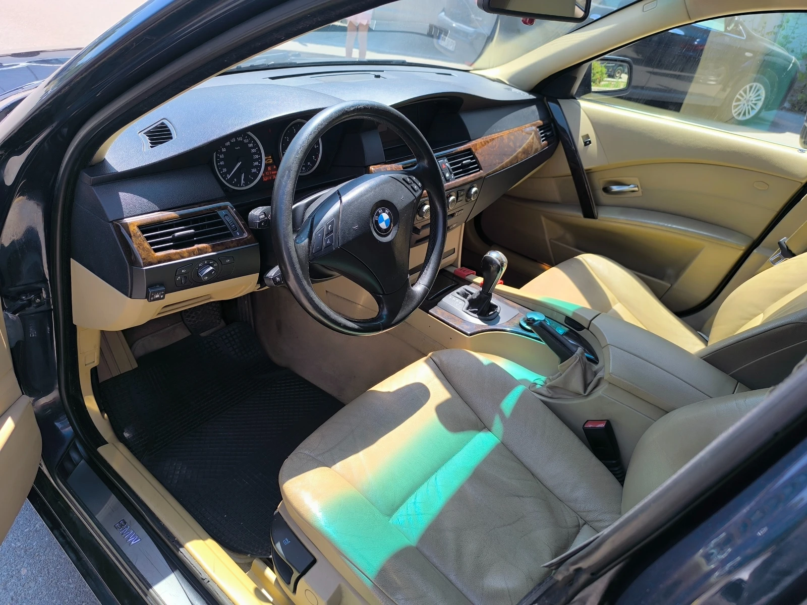 BMW 525, снимка 9 - Автомобили и джипове - 55299323