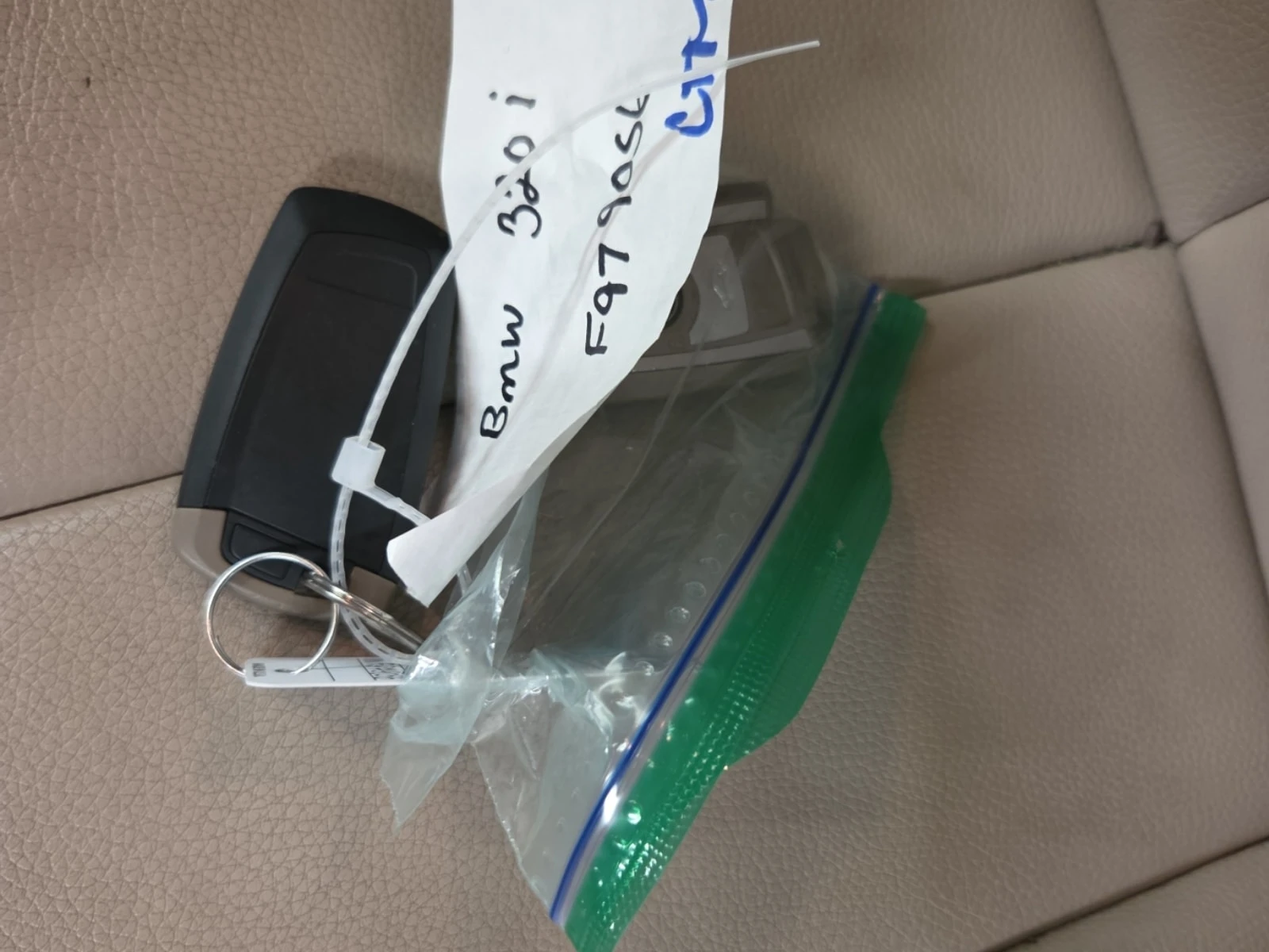 BMW 320 I XDRIVE / MEMORY / PANO / АВТОКРЕДИТ, снимка 8 - Автомобили и джипове - 55847296