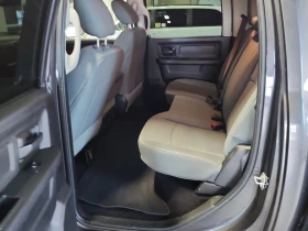 Dodge RAM 1500 * EXPRESS CREW CAB SHORT BED * CARFAX * БЕЗ ПЪРВОН, снимка 12