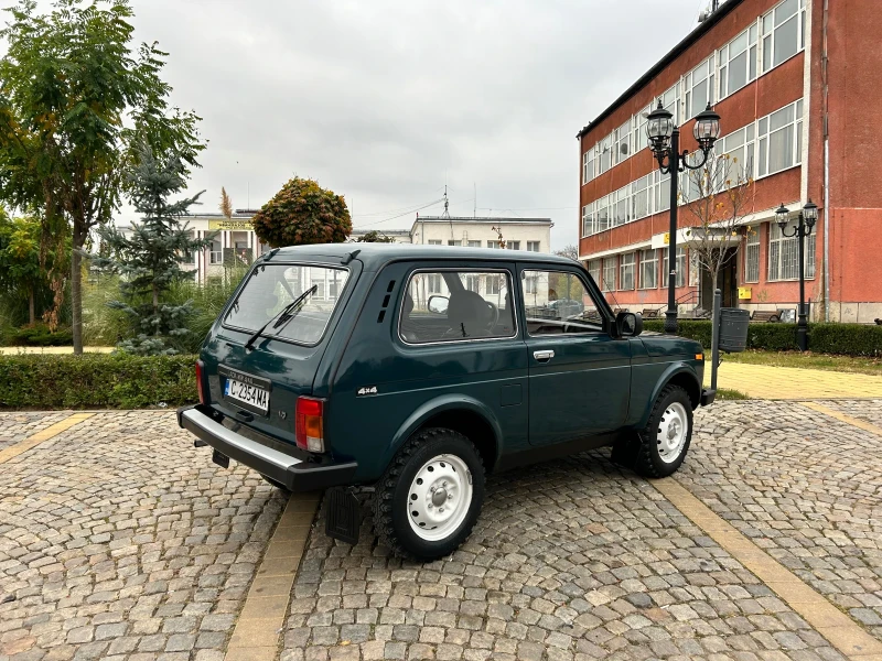 Lada Niva 1.7, снимка 12 - Автомобили и джипове - 47825182