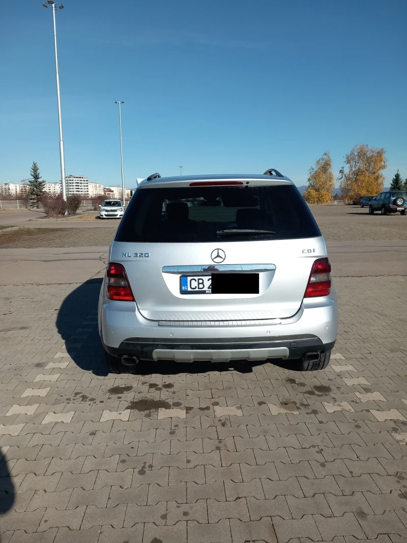 Mercedes-Benz ML 320, снимка 2 - Автомобили и джипове - 48086617