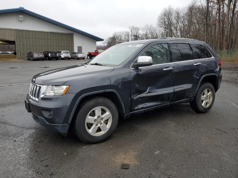 Jeep Grand cherokee LAREDO, снимка 2 - Автомобили и джипове - 49077609