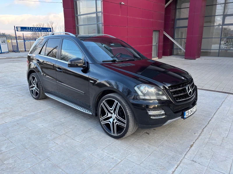 Mercedes-Benz ML 350 Grand Edition 7G tronic 4Matic, снимка 3 - Автомобили и джипове - 49305539