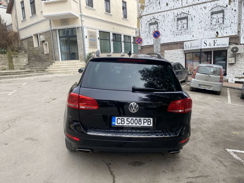 VW Touareg 3.0 TDI, снимка 6 - Автомобили и джипове - 49391370