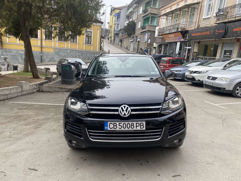 VW Touareg 3.0 TDI, снимка 2 - Автомобили и джипове - 49391370