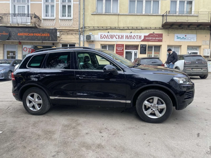 VW Touareg 3.0 TDI, снимка 4 - Автомобили и джипове - 49391370