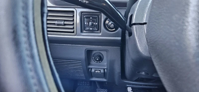 Mitsubishi Pajero 2.5, снимка 11 - Автомобили и джипове - 52901085