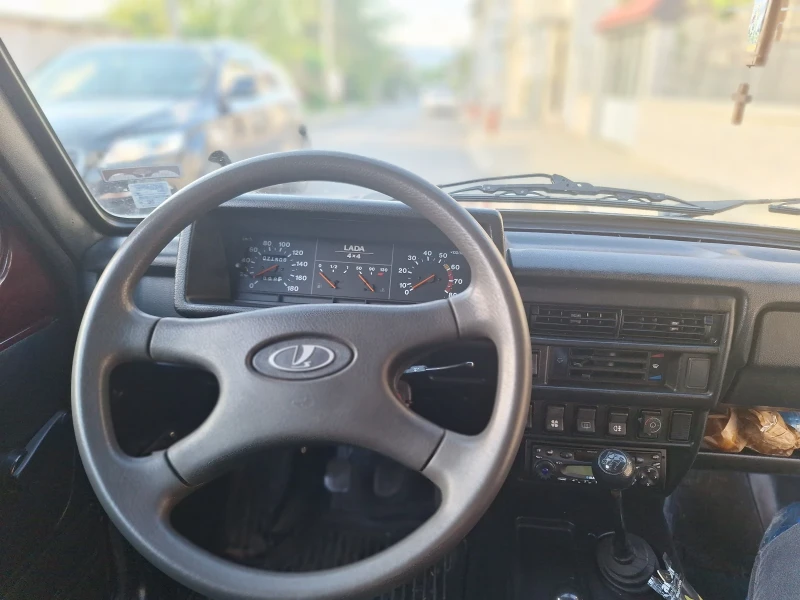 Lada Niva, снимка 5 - Автомобили и джипове - 52923304