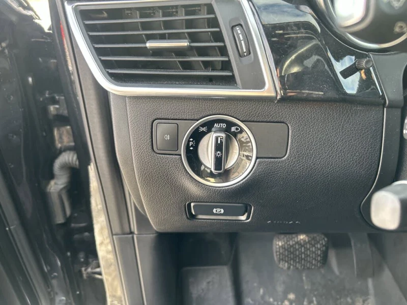 Mercedes-Benz ML 350 BlueTEC 4MATIC* harman/kardon* подгрев* панорама* , снимка 13 - Автомобили и джипове - 53000211