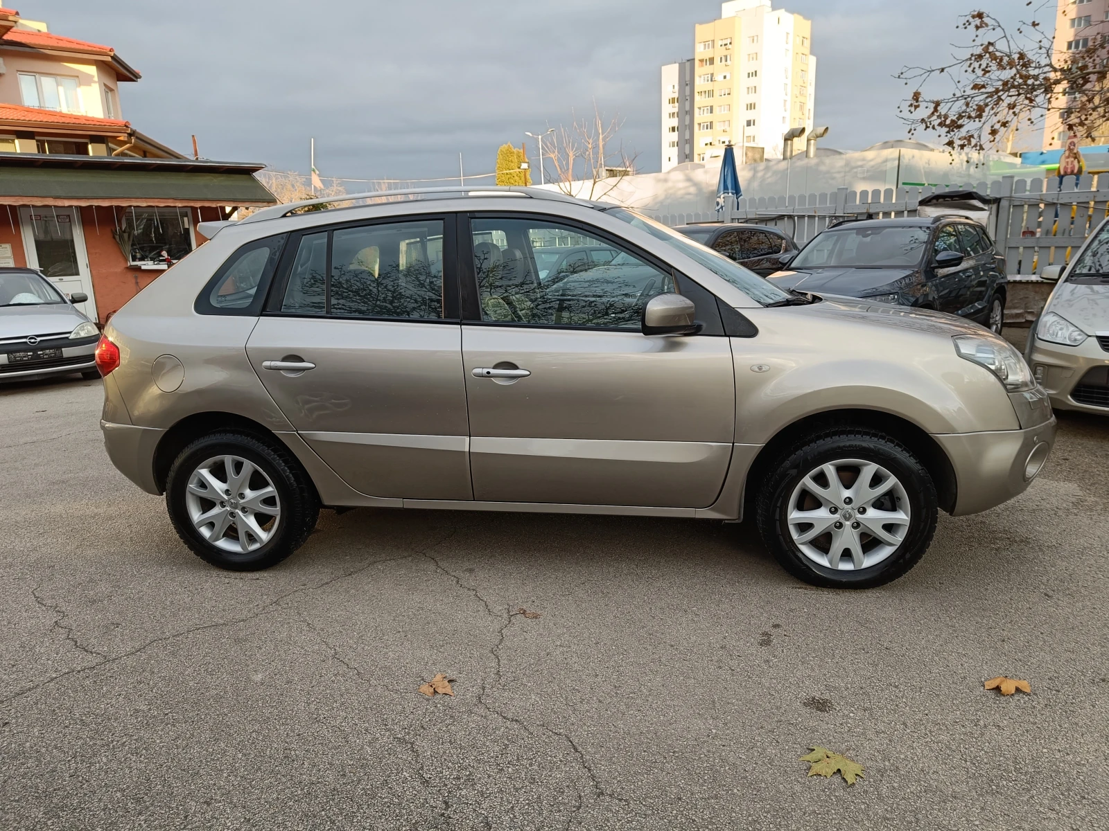 Renault Koleos 2.5 BARTER 171 - изображение 4