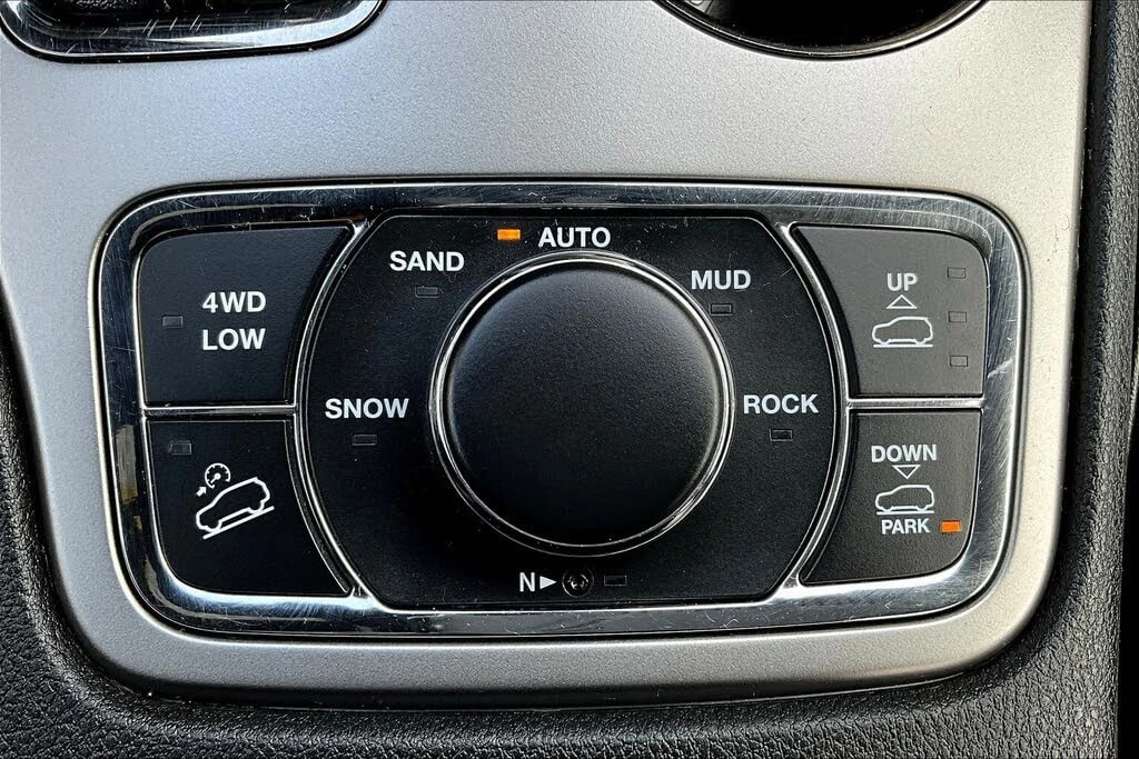 Jeep Grand cherokee *  *    *   *  | Mobile.bg   13