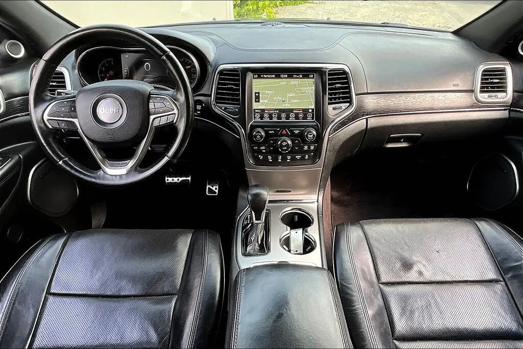 Jeep Grand cherokee * АВТО КРЕДИТ* ЦЕНА ДО БГ * СЕРВИЗНА ИСТОРИЯ *  - изображение 8