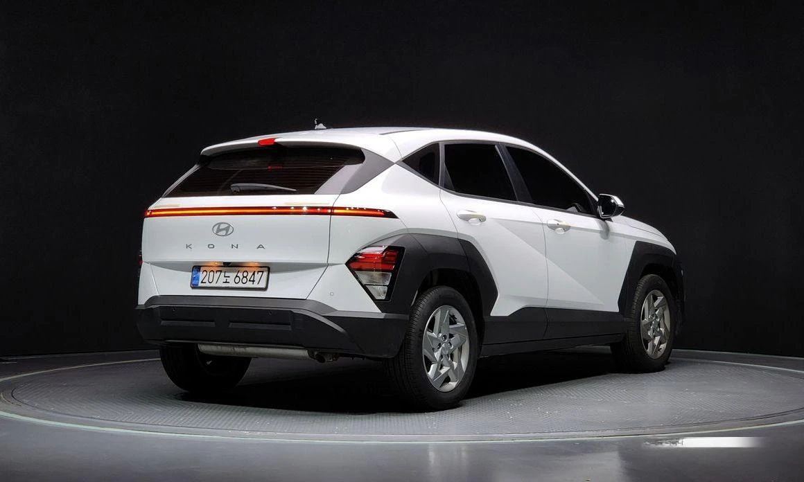 Hyundai Kona Gasoline 1.6 Turbo 2WD Modern Plus - изображение 2