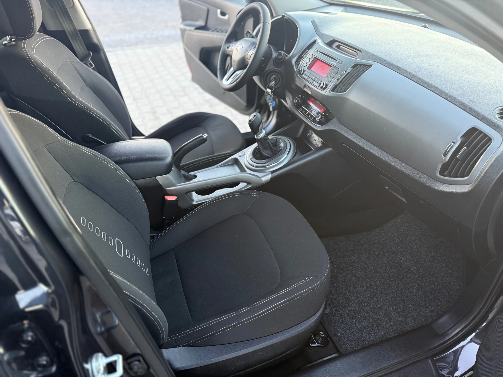 Kia Sportage 1.6 бензин + газ СОБСТВЕН  ЛИЗИНГ  | Mobile.bg — изображение 15