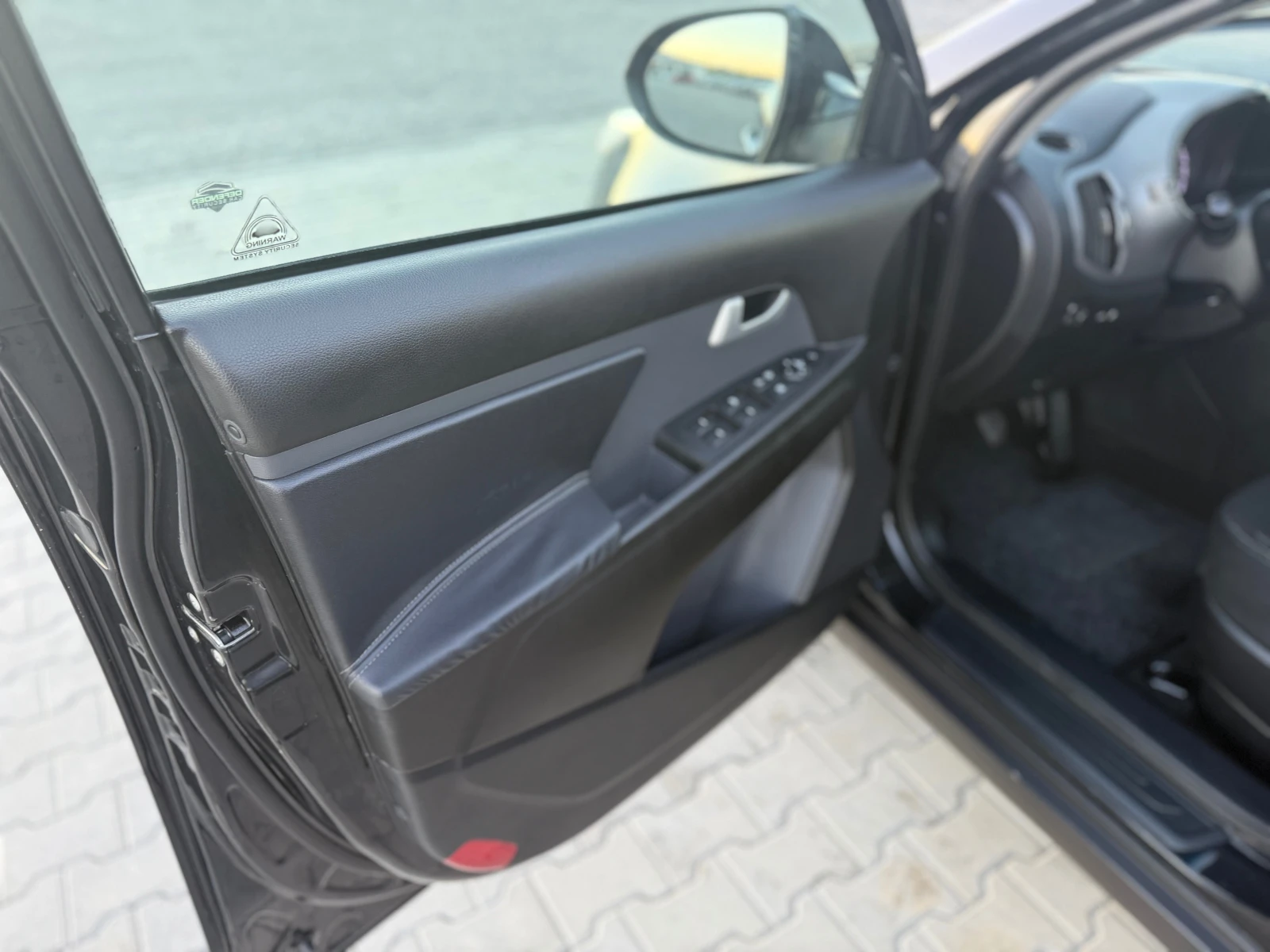 Kia Sportage 1.6 бензин + газ СОБСТВЕН  ЛИЗИНГ  | Mobile.bg — изображение 10