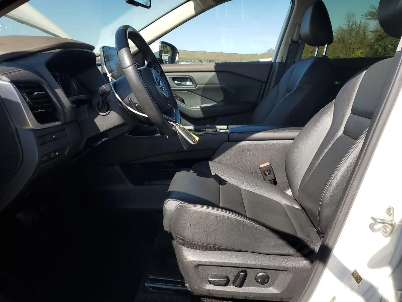 Nissan Rogue  - изображение 7