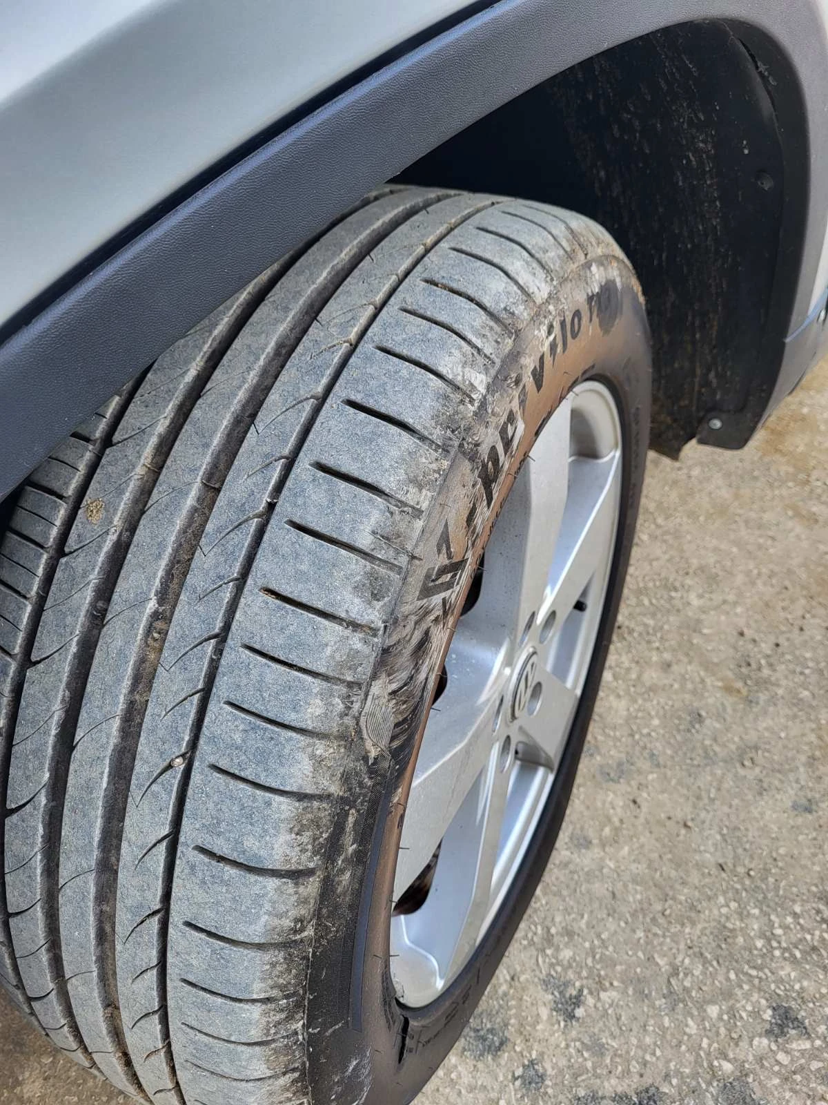 VW Tiguan  - изображение 7