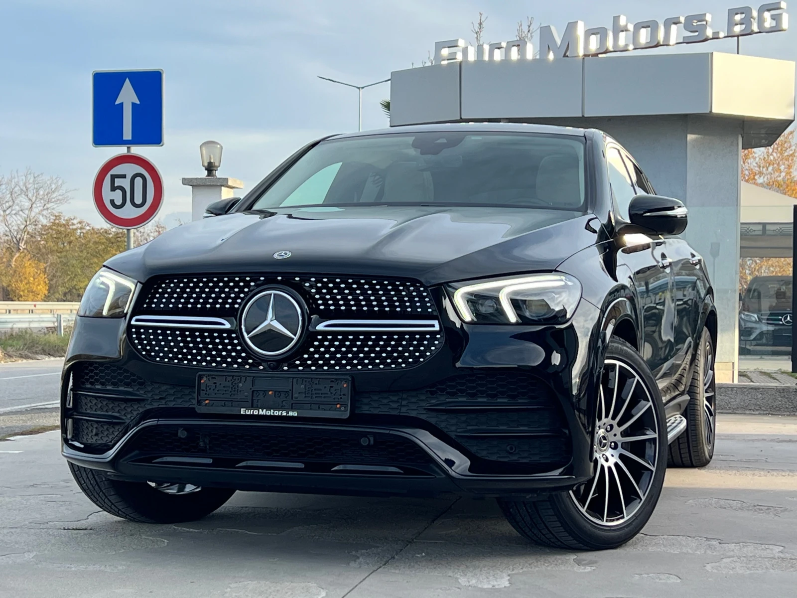 Mercedes-Benz GLE 350 d, COUPE, 9G, 4-MATIC, AMG LINE, PANORAMA, FULL SE | Mobile.bg   1