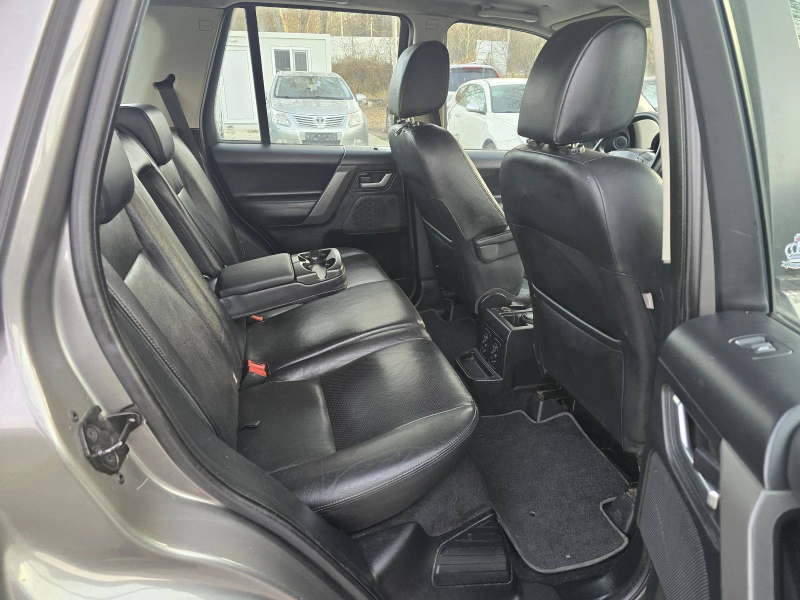 Land Rover Freelander 2.2TD4/160KC/4�4/���������/����  | Mobile.bg � ����������� 12
