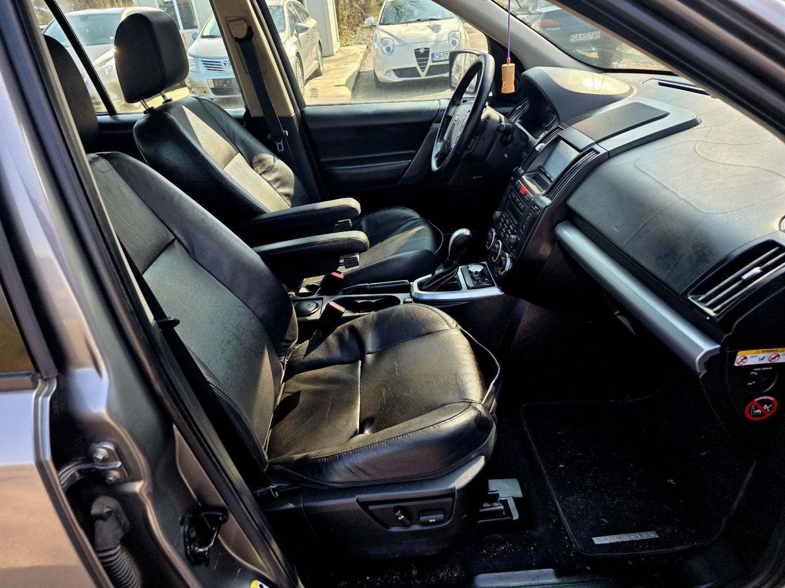 Land Rover Freelander 2.2TD4/160KC/4�4/���������/����  | Mobile.bg � ����������� 12