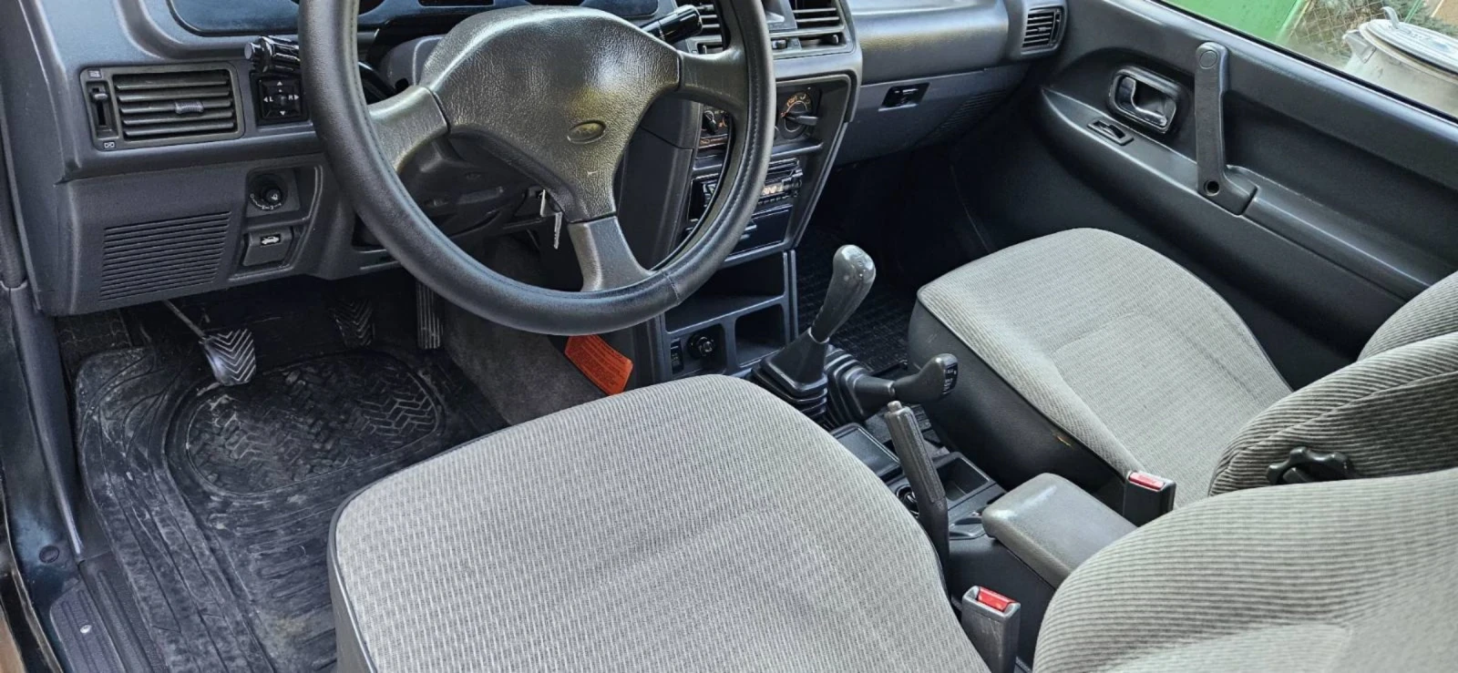 Mitsubishi Pajero 2.5 - изображение 7