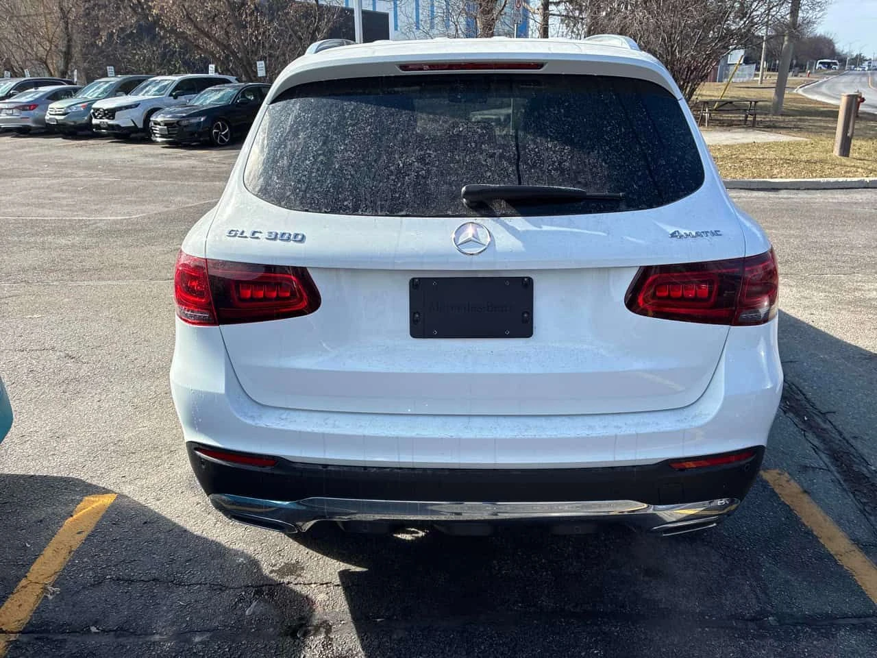 Mercedes-Benz GLC 300 * ПРЕДСТАВИТЕЛСТВО * 360 * ПОДГРЕВИ * КАМЕРА * ПАМ, снимка 4 - Автомобили и джипове - 54009251