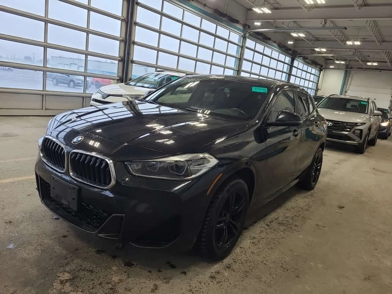 BMW X2 xDrive28i/ПАНОРАМА/AMBIENT/ВТОРИ ГУМИ