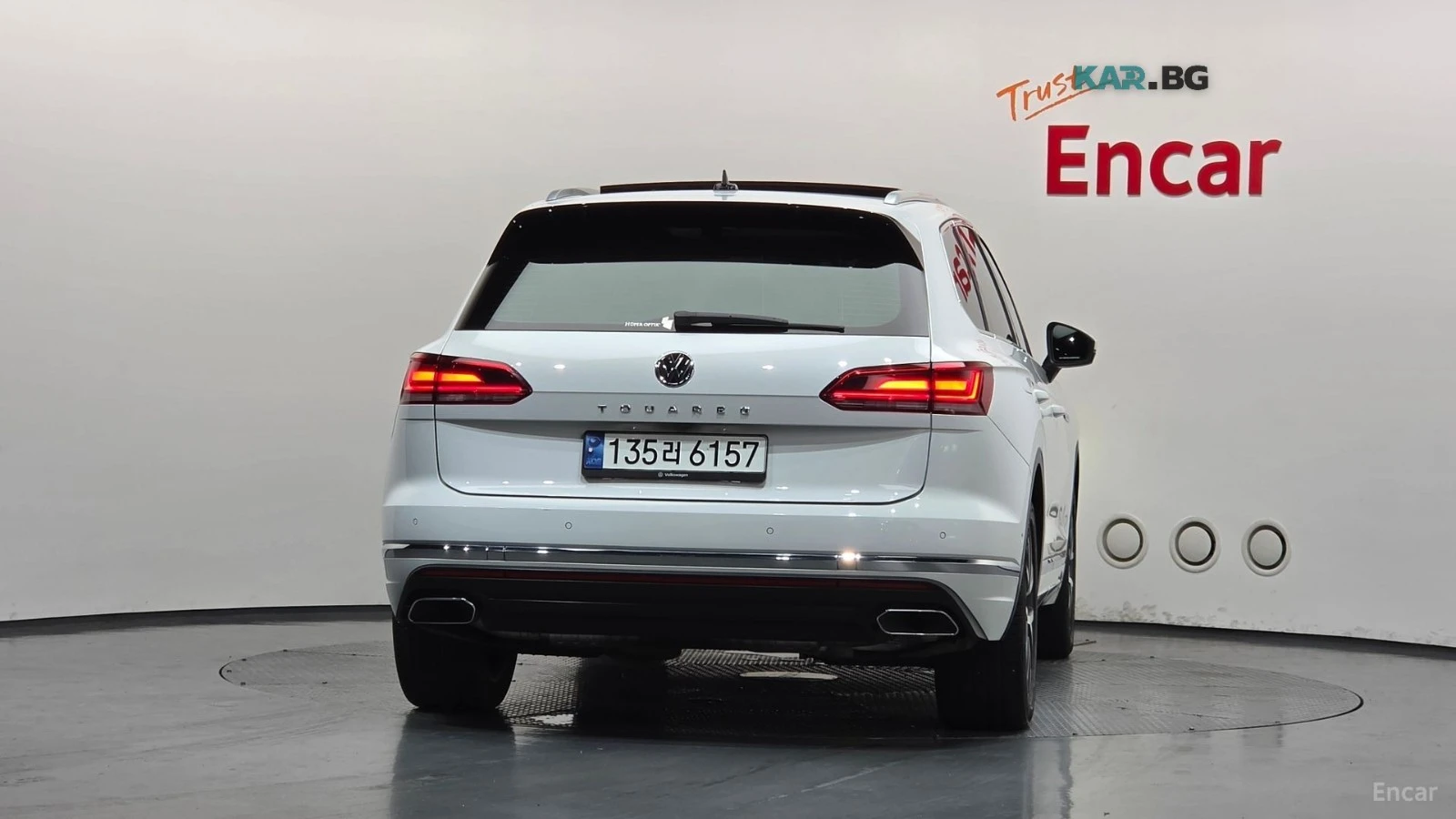 VW Touareg ОБДУХВАНЕ* ПОДГРЕВ* ВЪЗДУХ* КАМЕРА* ПАНО, снимка 4 - Автомобили и джипове - 55836152