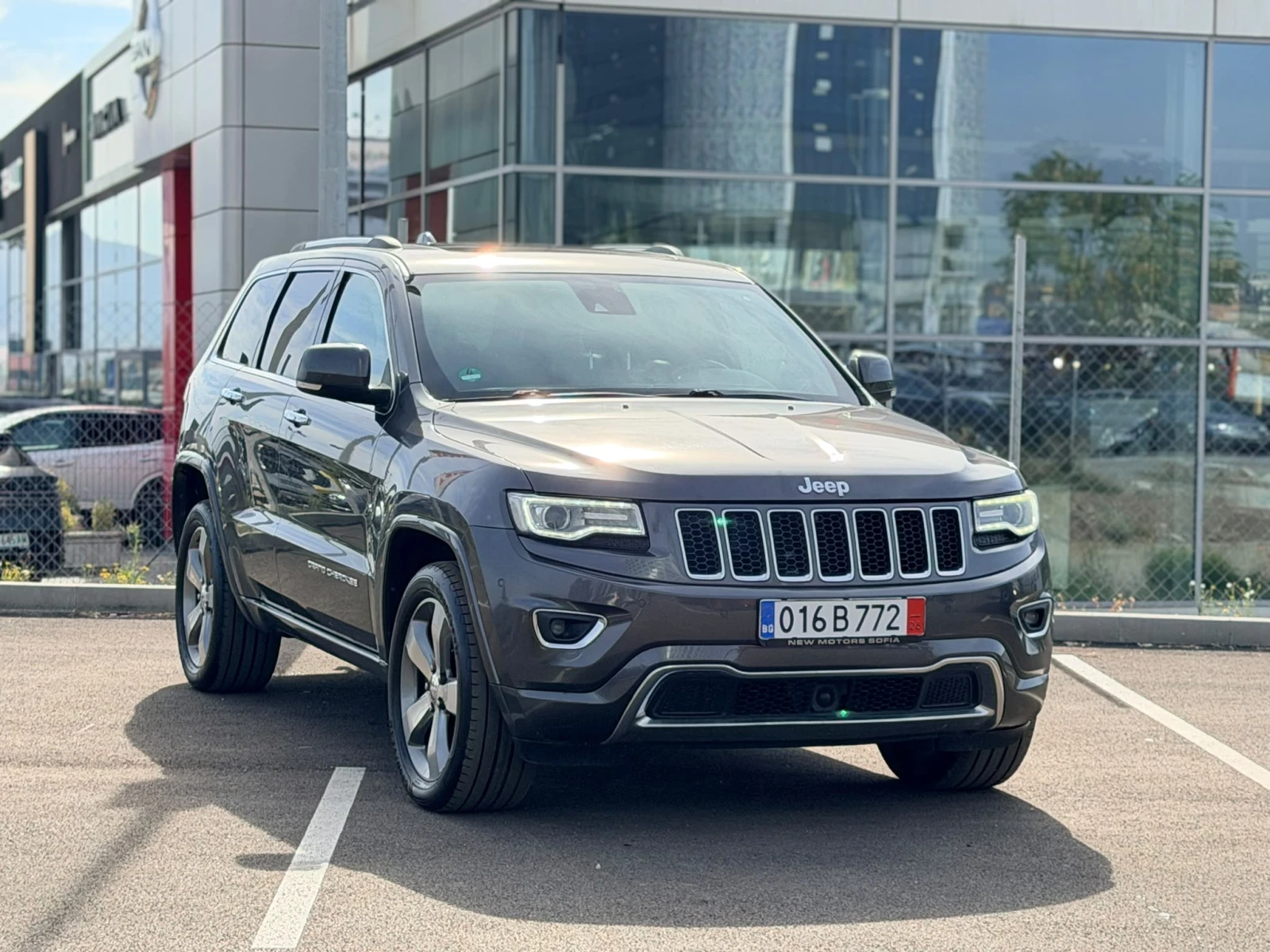 Jeep Grand cherokee 3.0CRD OVERLAND Лизинг Уникреддит по195 евро
