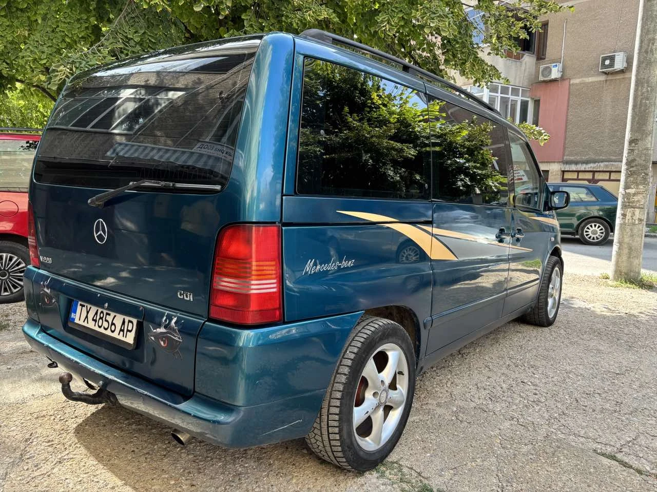 Mercedes-Benz V 220  - изображение 4