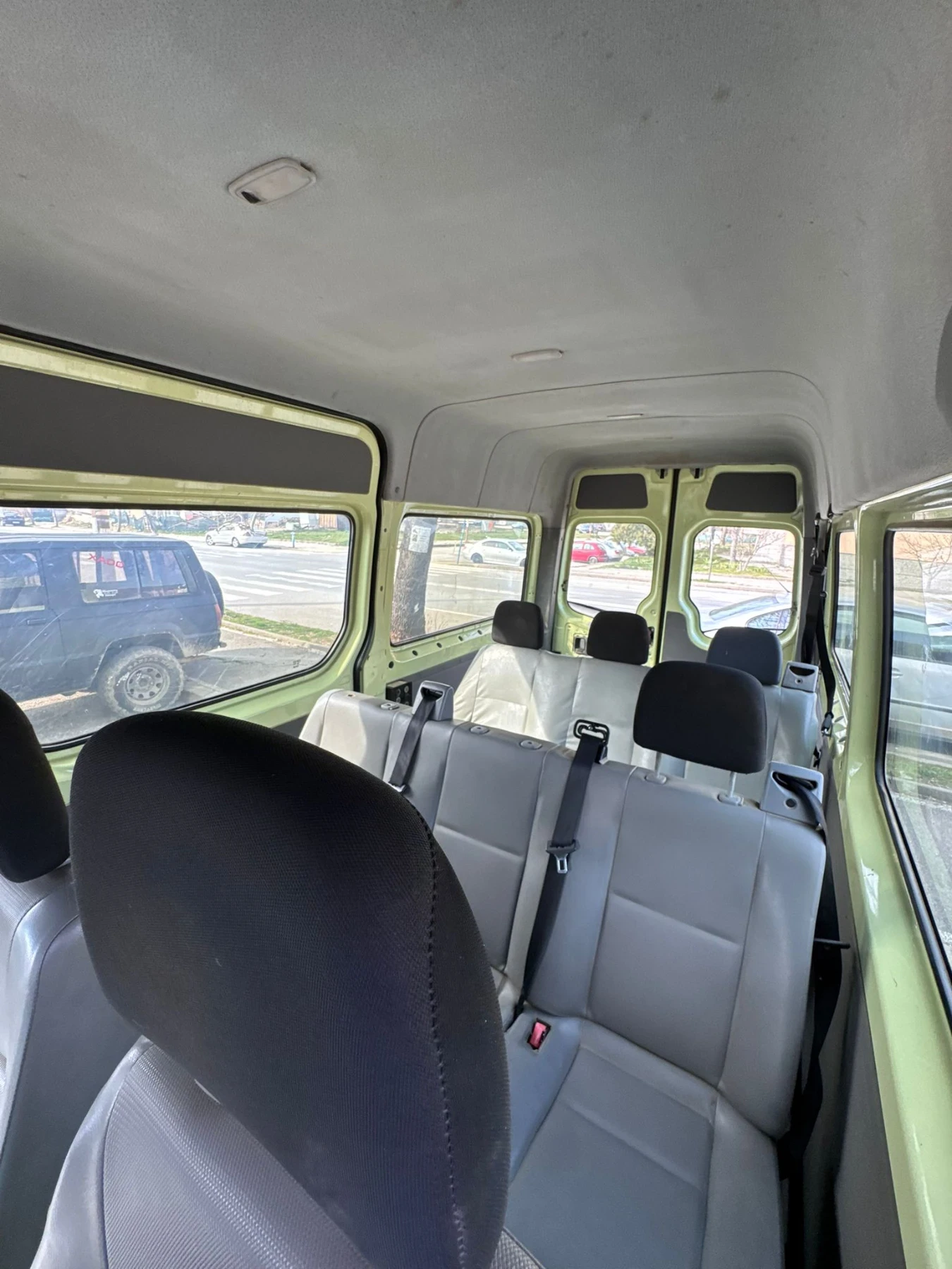 VW Crafter, снимка 10 - Бусове и автобуси - 53713342