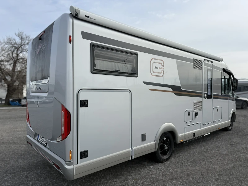 Кемпер Carthago C-Line 4.9L Mercedes* LiFePO4* Хидравлика* ALDE, снимка 2 - Каравани и кемпери - 53445977