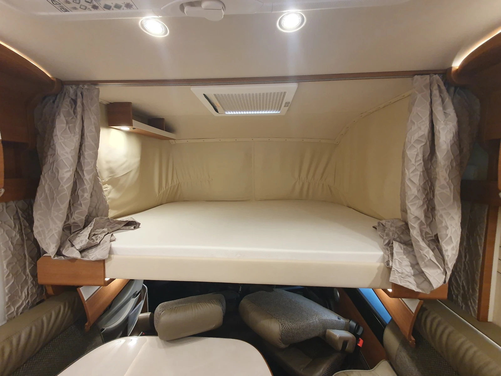  Carthago C-Line 4.9L Mercedes* LiFePO4* * ALDE | Mobile.bg   13