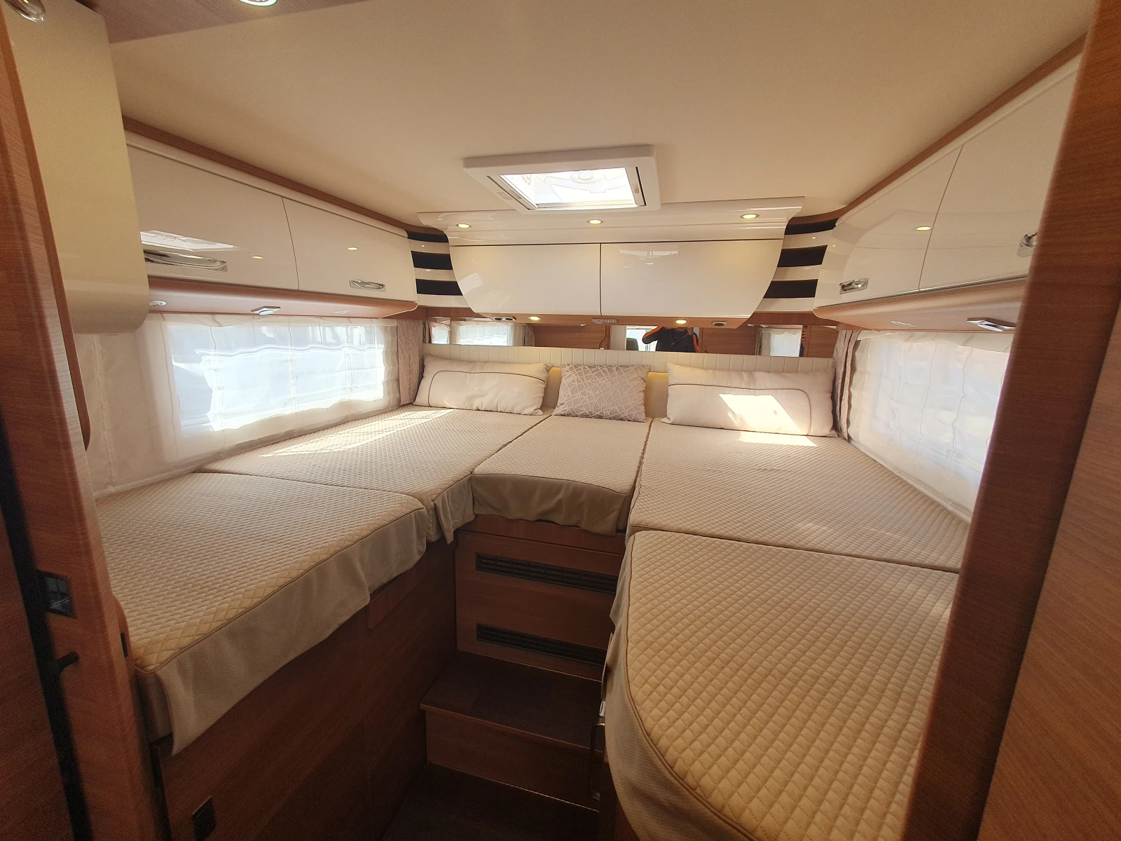  Carthago C-Line 4.9L Mercedes* LiFePO4* * ALDE | Mobile.bg   11