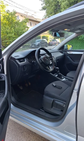 Skoda Octavia 2.0tdi 150кс 4x4 Ръчни 6 скорости, снимка 5