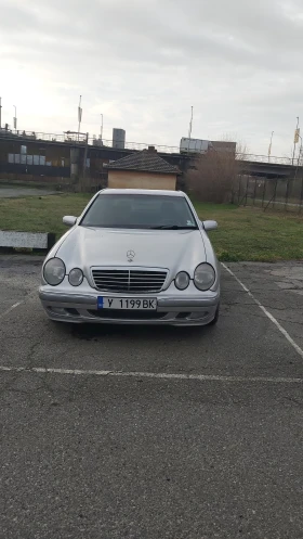 Mercedes-Benz E 270, снимка 9