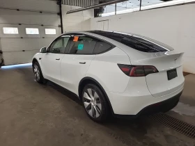 Tesla Model Y *  *    * CARFAX *  | Mobile.bg    5