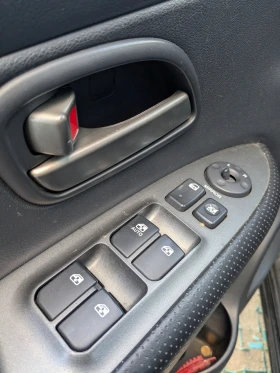 Kia Carens, снимка 13